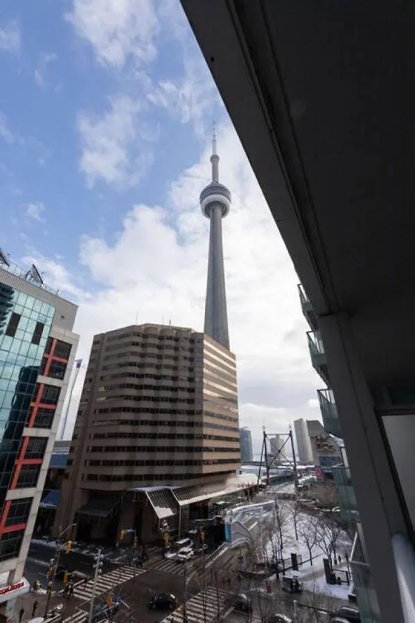 Holiday home Lux 2Br 1Ba Steps To Cn Tower W Parking Included Villa Toronto